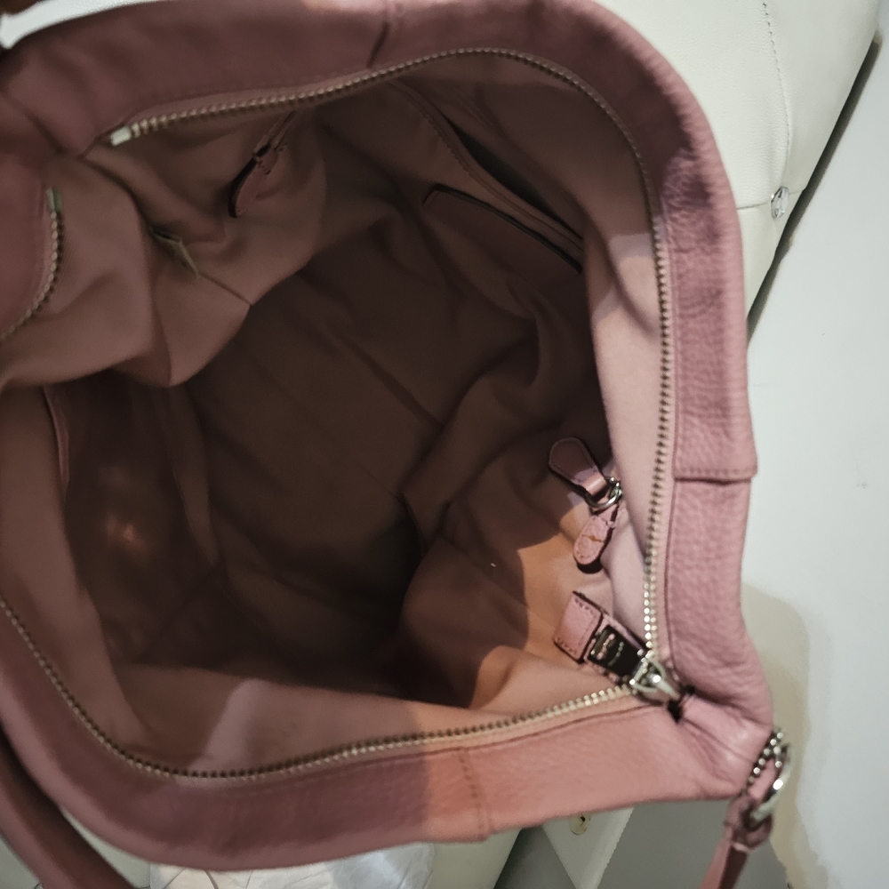 Coach purse - Picture 5 of 5